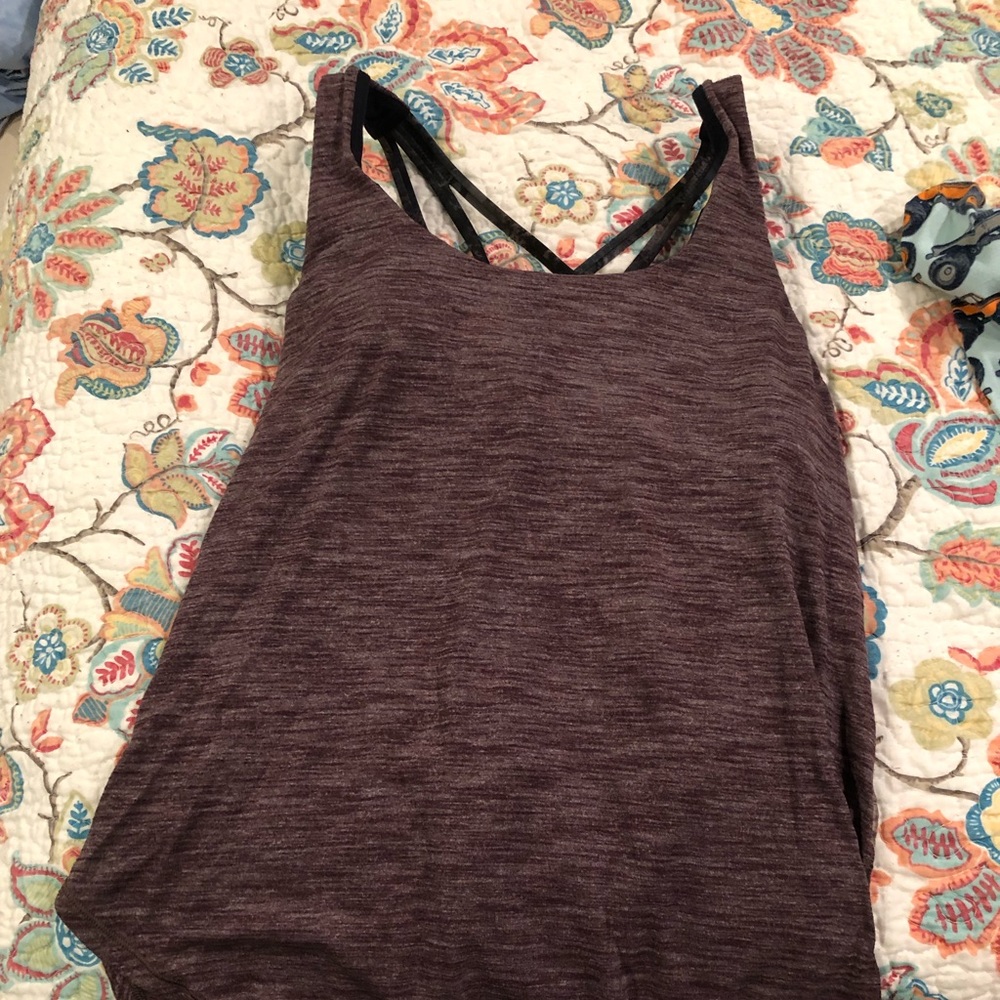 Lululemon tank with built in bra size 6